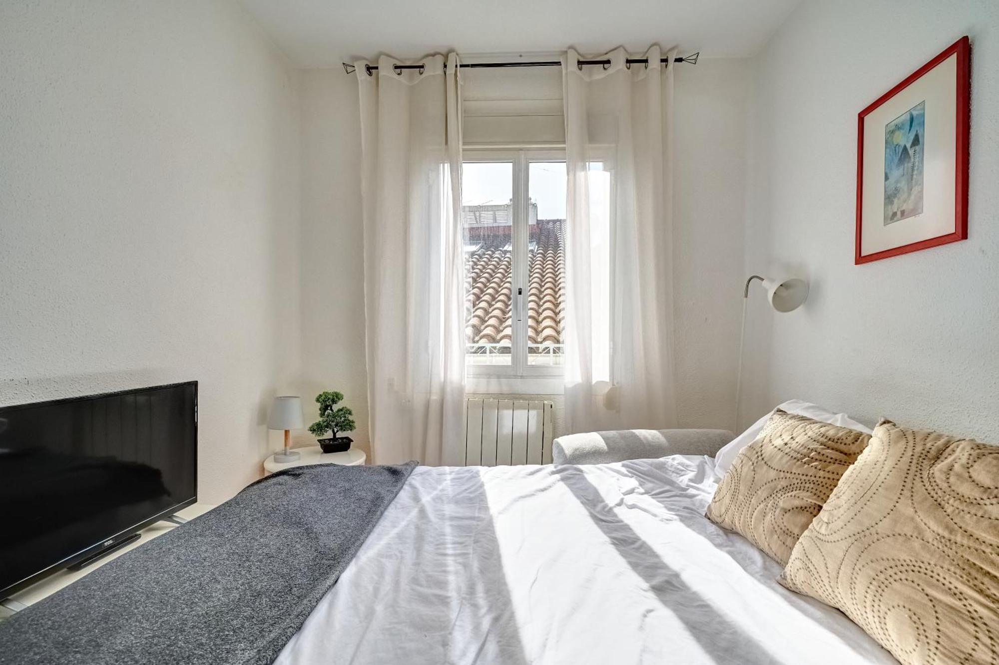 Meson Pamplona By Clabao Apartment Bagian luar foto