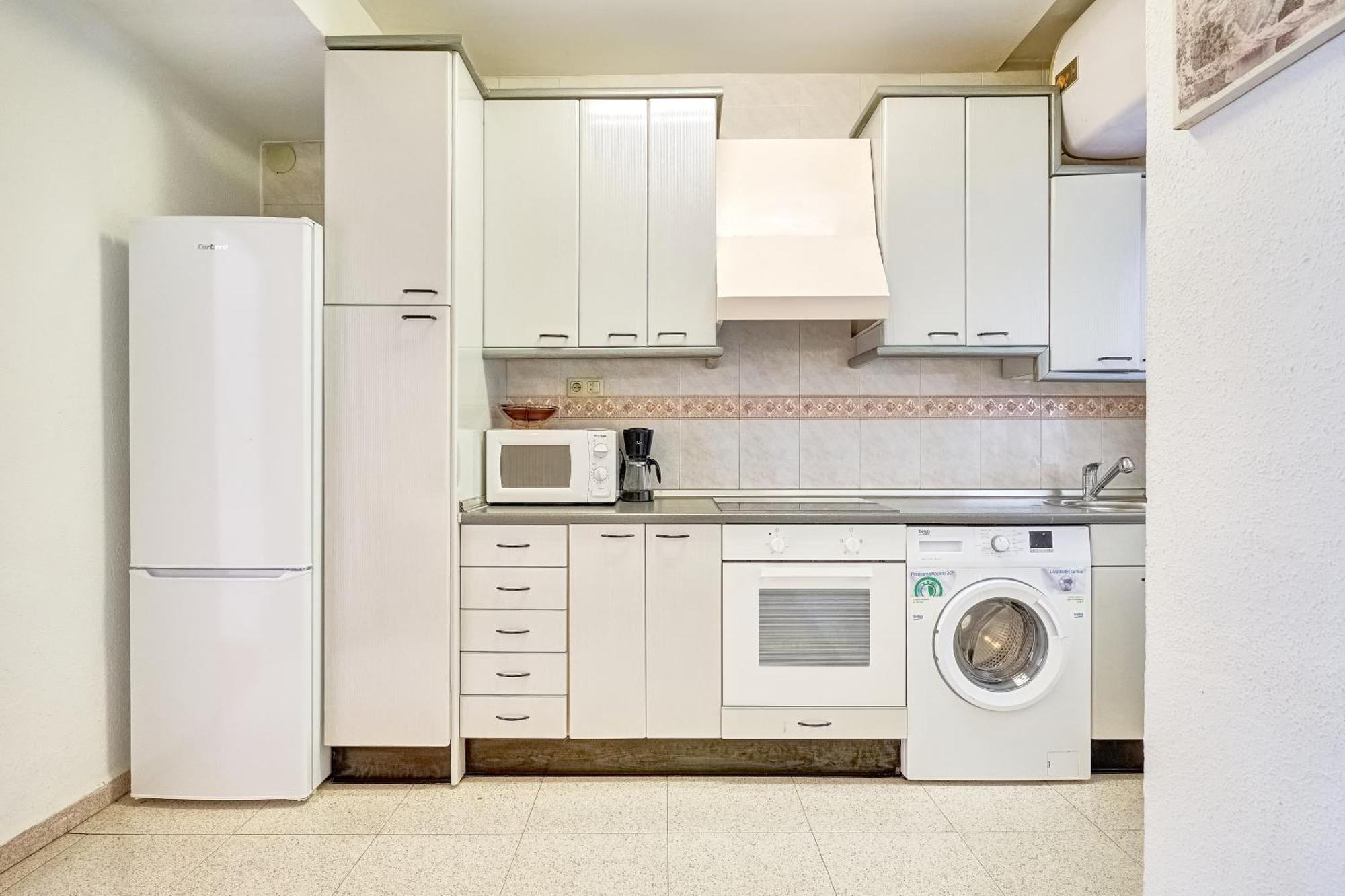 Meson Pamplona By Clabao Apartment Bagian luar foto
