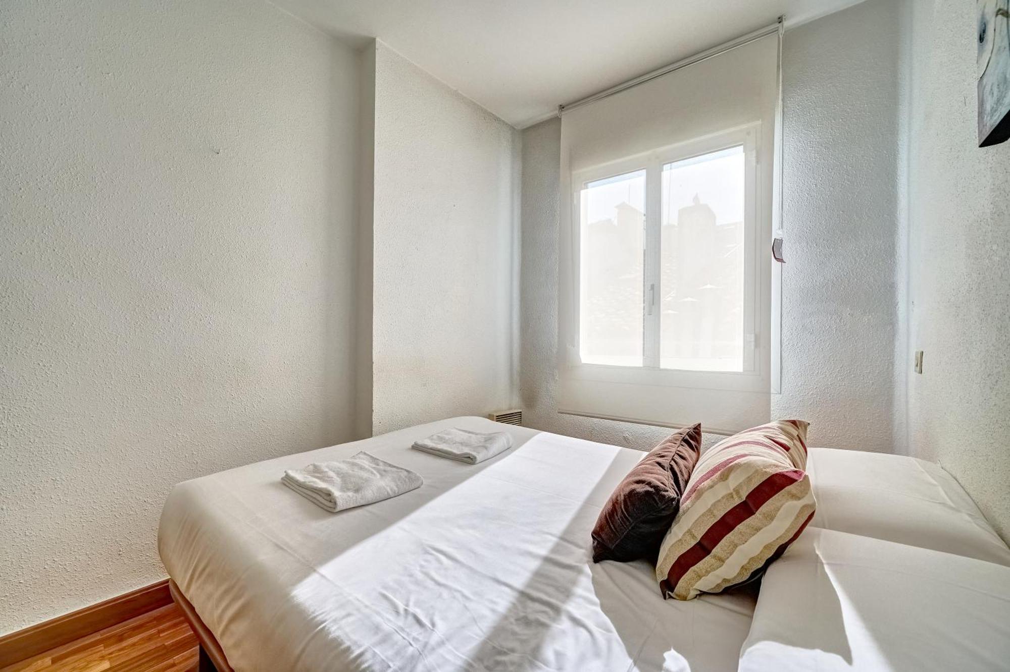 Meson Pamplona By Clabao Apartment Bagian luar foto
